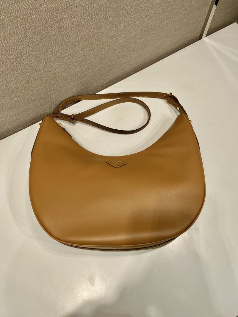 Pra*a hobo bags